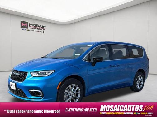 Hydro Blue Pearlcoat 2026 Chrysler Pacifica L