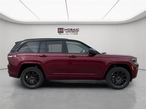 2025 Jeep Grand Cherokee Summit