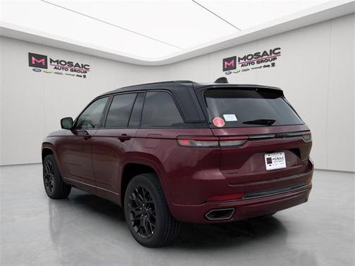 2025 Jeep Grand Cherokee Summit