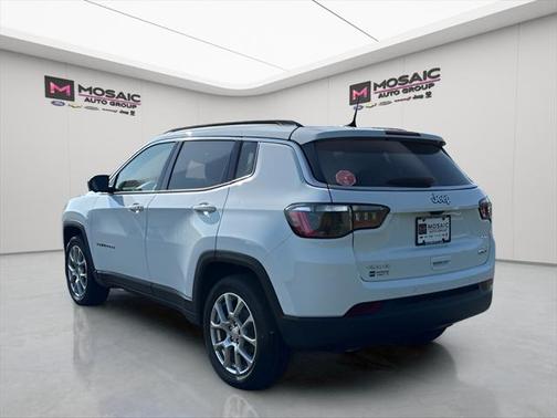 2024 Jeep Compass Latitude Lux