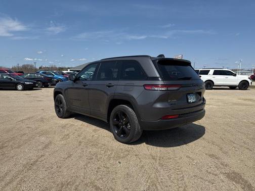 2023 Jeep Grand Cherokee Limited X