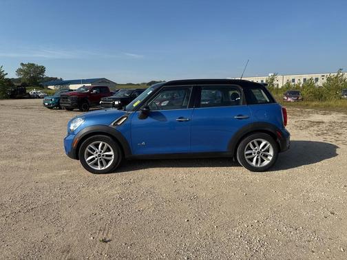2012 MINI Cooper S Countryman Base