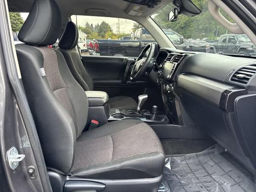 2021 Toyota 4Runner TRD Off Road