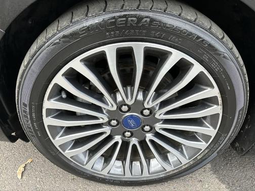 2017 Ford Fusion Hybrid Titanium