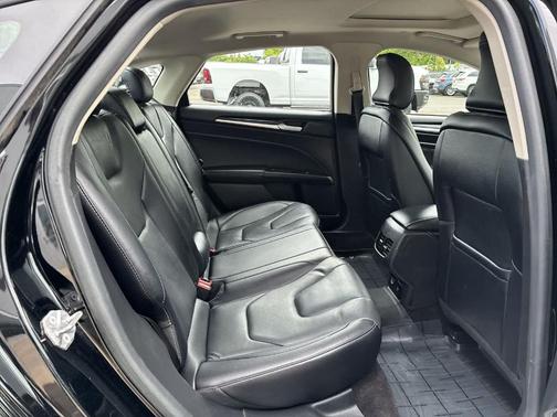 2017 Ford Fusion Hybrid Titanium