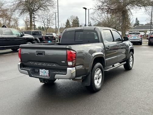 2018 Toyota Tacoma SR5