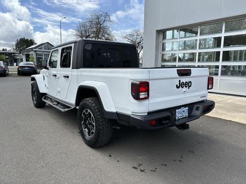 2020 Jeep Gladiator Sport