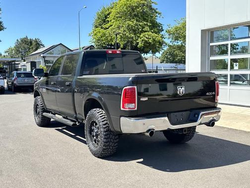 2017 RAM 1500 Laramie