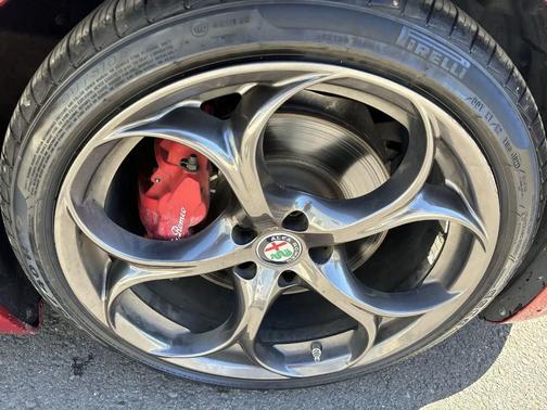 2017 Alfa Romeo Giulia Ti