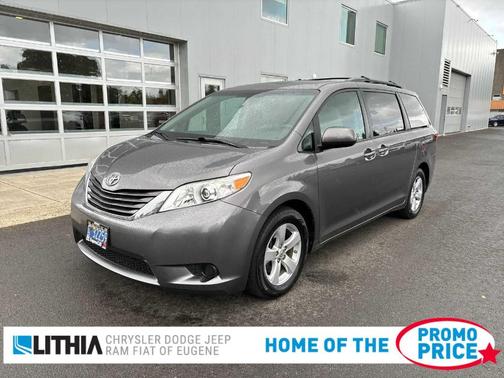 2017 Toyota Sienna LE