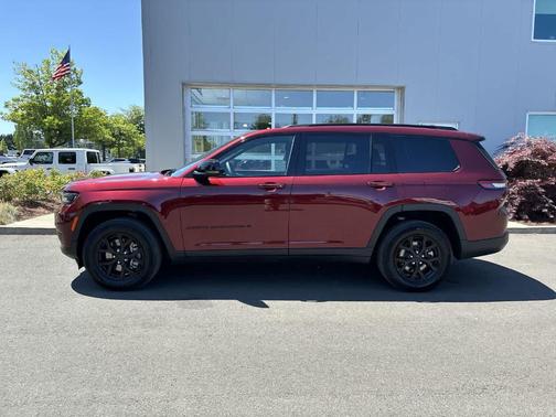 2024 Jeep Grand Cherokee L Laredo