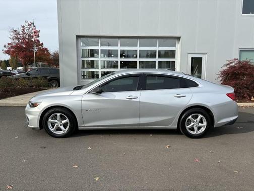 2017 Chevrolet Malibu 1LS