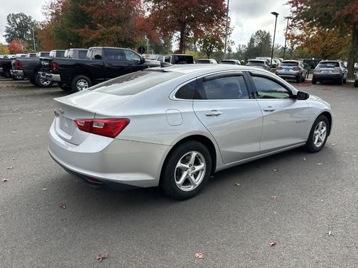 2017 Chevrolet Malibu 1LS