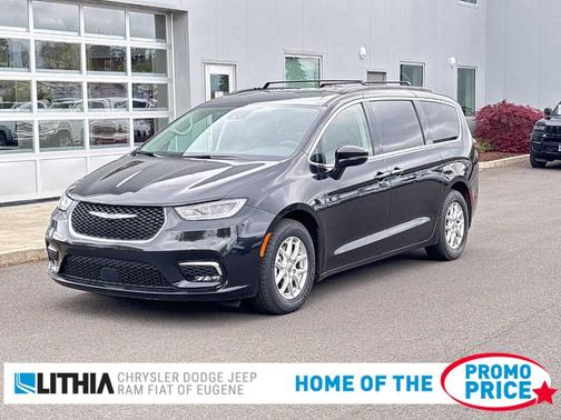 2022 Chrysler Pacifica Touring-L
