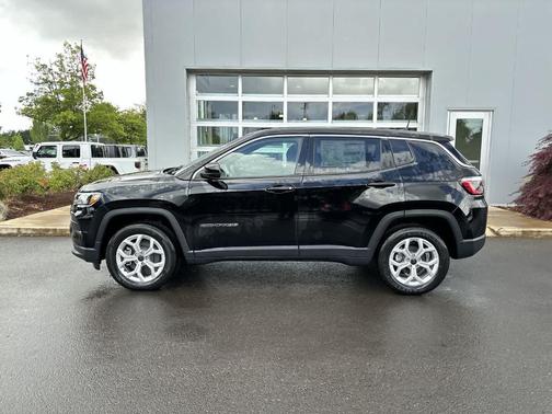 2025 Jeep Compass Sport