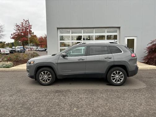 2021 Jeep Cherokee Latitude Lux