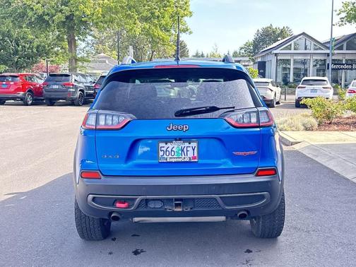 2020 Jeep Cherokee Trailhawk