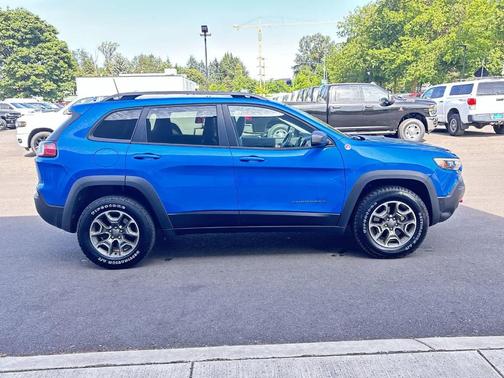 2020 Jeep Cherokee Trailhawk