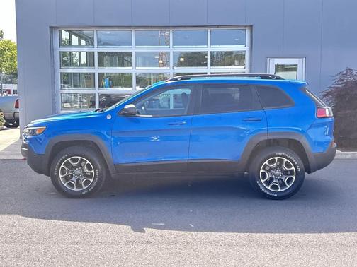 2020 Jeep Cherokee Trailhawk
