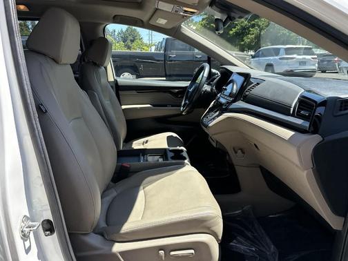 2020 Honda Odyssey Elite