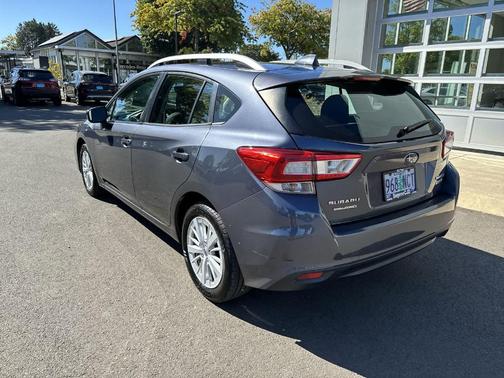 2017 Subaru Impreza 2.0i Premium