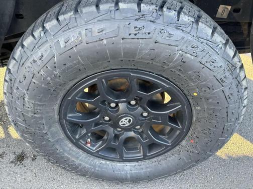 2021 Toyota Tacoma TRD Off Road