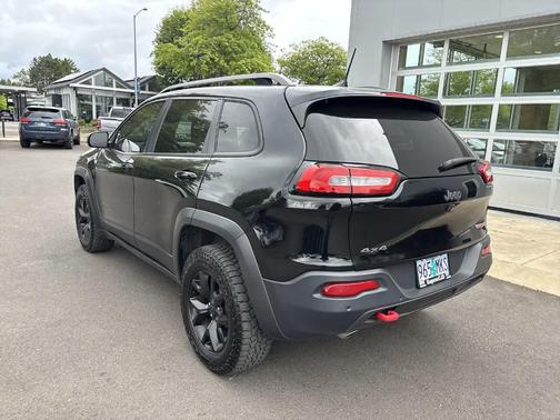 Diamond Black 2018 Jeep Cherokee Trailhawk