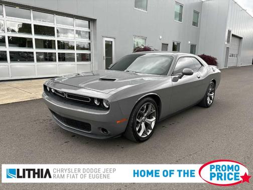 2017 Dodge Challenger SXT