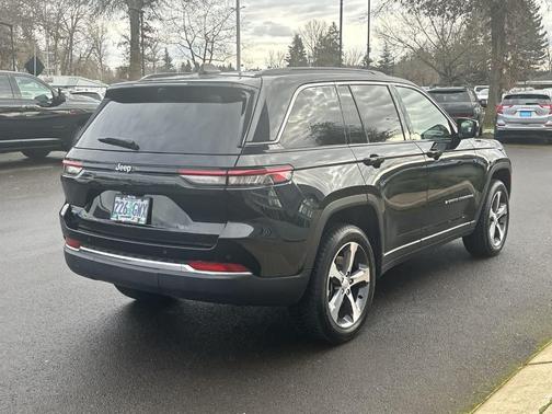 2024 Jeep Grand Cherokee 4xe Base