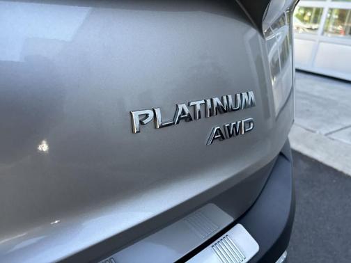 2022 Nissan Rogue Platinum