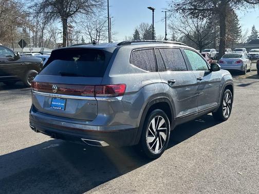 2024 Volkswagen Atlas 2.0T SE