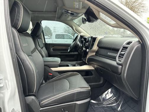 2024 RAM 3500 Laramie