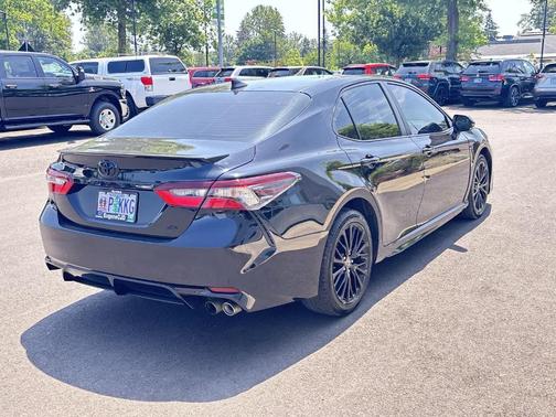 2022 Toyota Camry SE Nightshade
