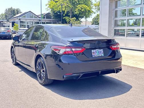 2022 Toyota Camry SE Nightshade