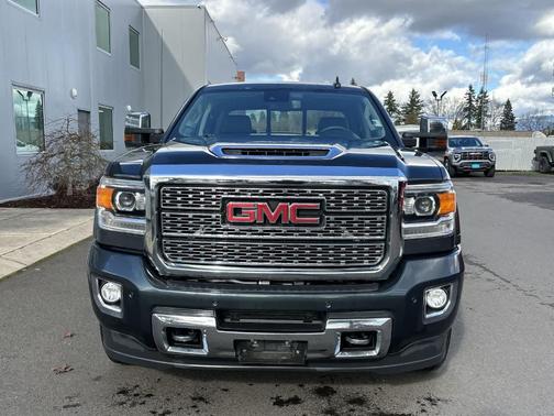 2019 GMC Sierra 2500 Denali