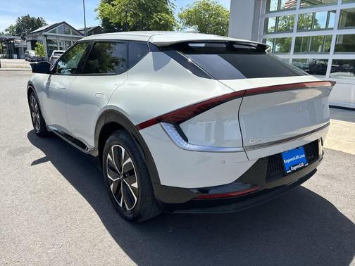 2022 Kia EV6 Wind