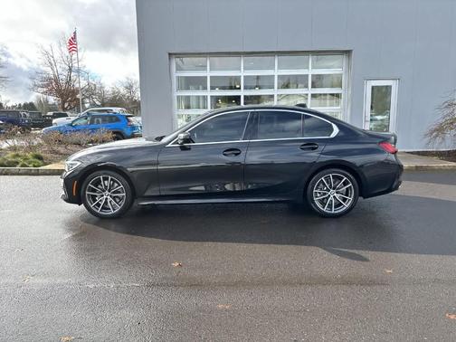 2020 BMW 330 i xDrive