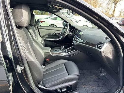 2020 BMW 330 i xDrive