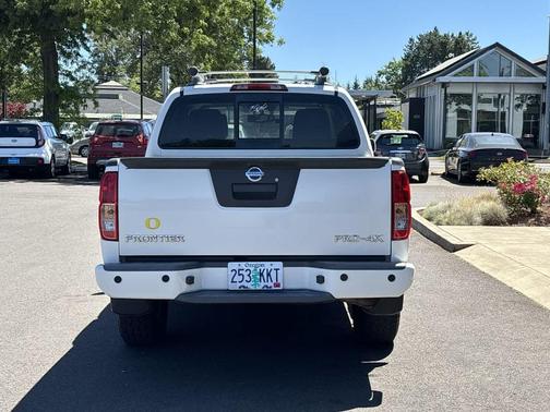 2017 Nissan Frontier PRO-4X
