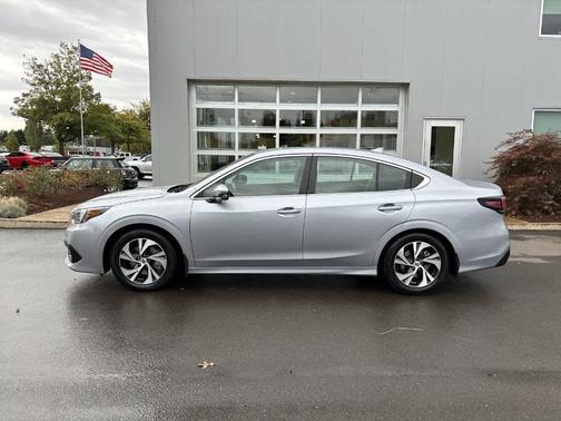 2022 Subaru Legacy Premium
