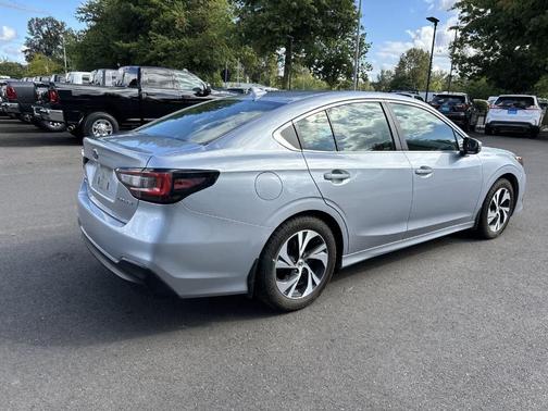 2022 Subaru Legacy Premium