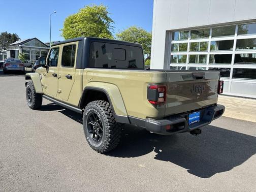 2025 Jeep Gladiator Sport