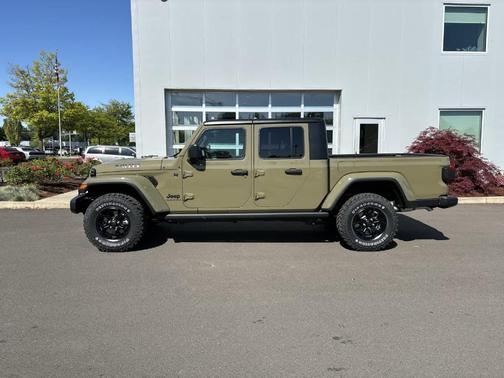 2025 Jeep Gladiator Sport