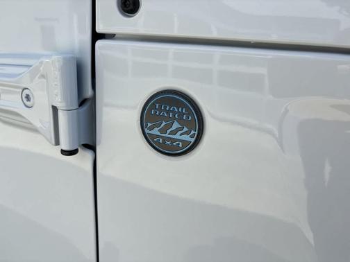 2025 Jeep Wrangler 4xe Sport
