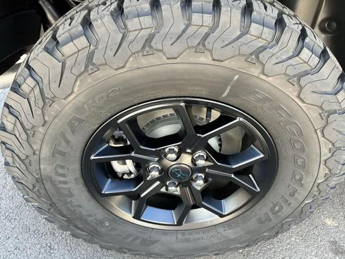 2025 Jeep Wrangler 4xe Sport