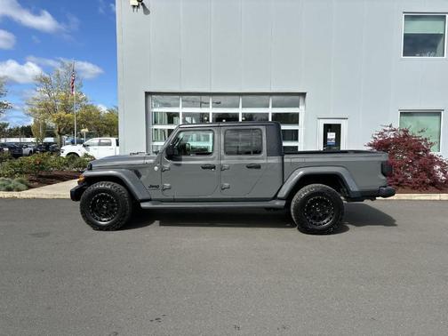 2021 Jeep Gladiator Sport