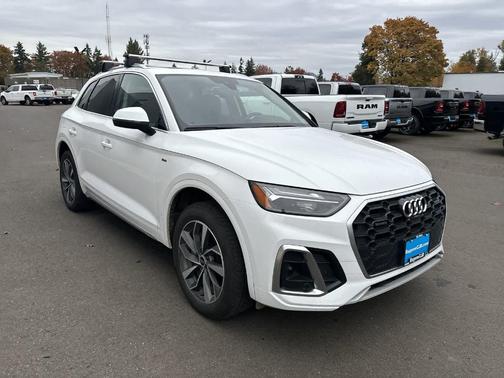 2024 Audi Q5 45 S line quattro Premium
