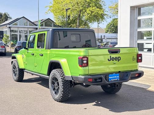 2025 Jeep Gladiator Sport
