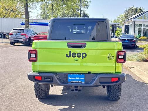 2025 Jeep Gladiator Sport