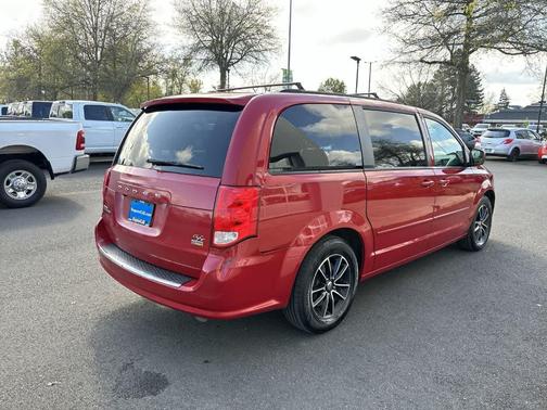 2016 Dodge Grand Caravan R/T